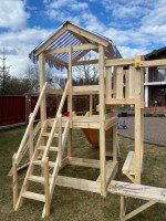 Детская площадка Савушка Мастер-2 деревянная башня с лестницей